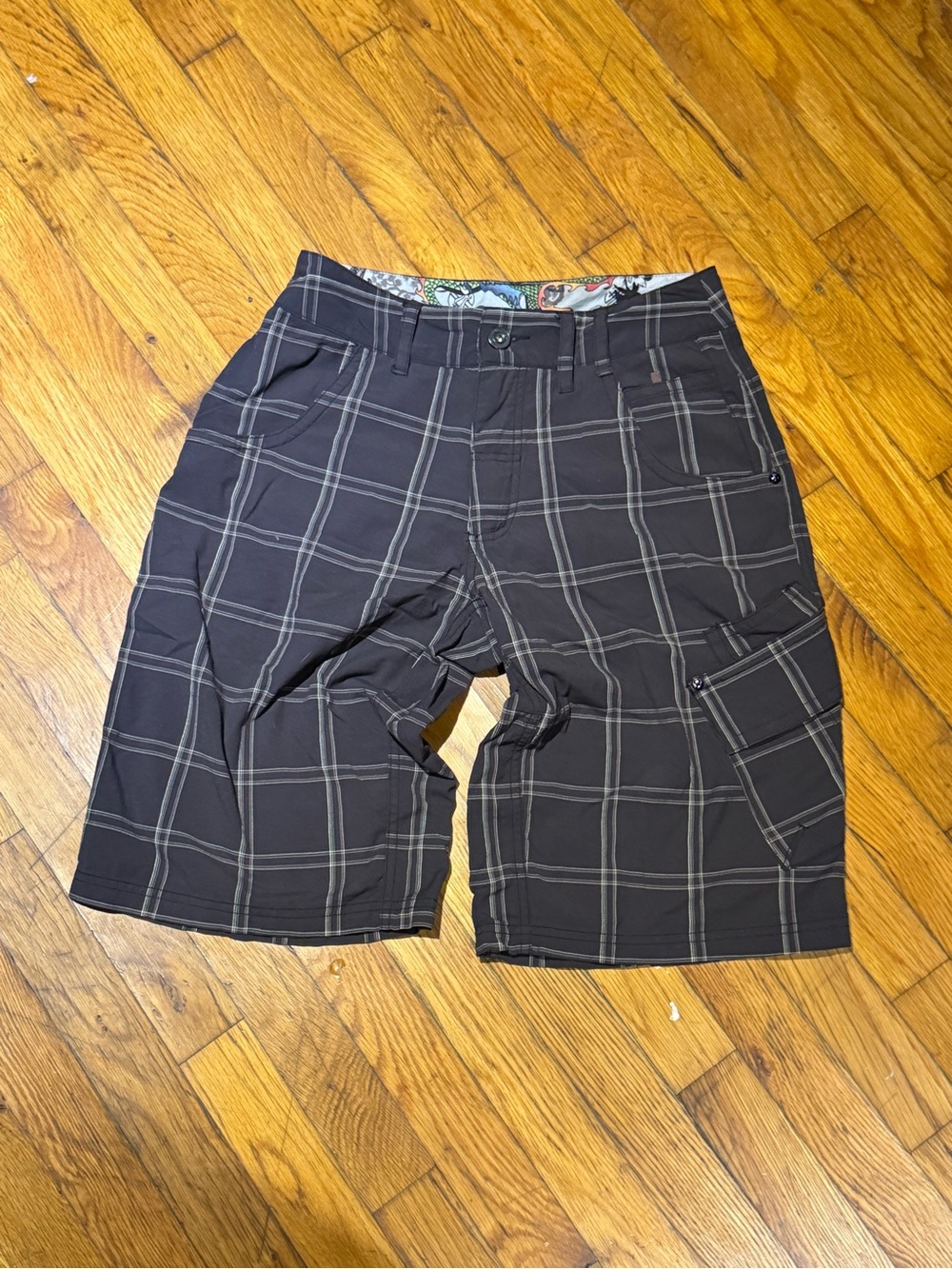 Lululemon Mens Cargo Shorts (30)